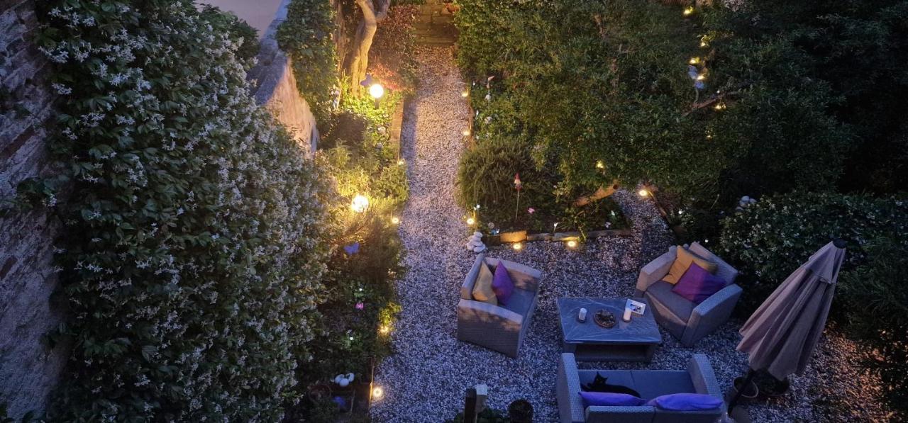 Monica Appartamento Con Giardino Al Ponte Vecchio Florence Exterior photo